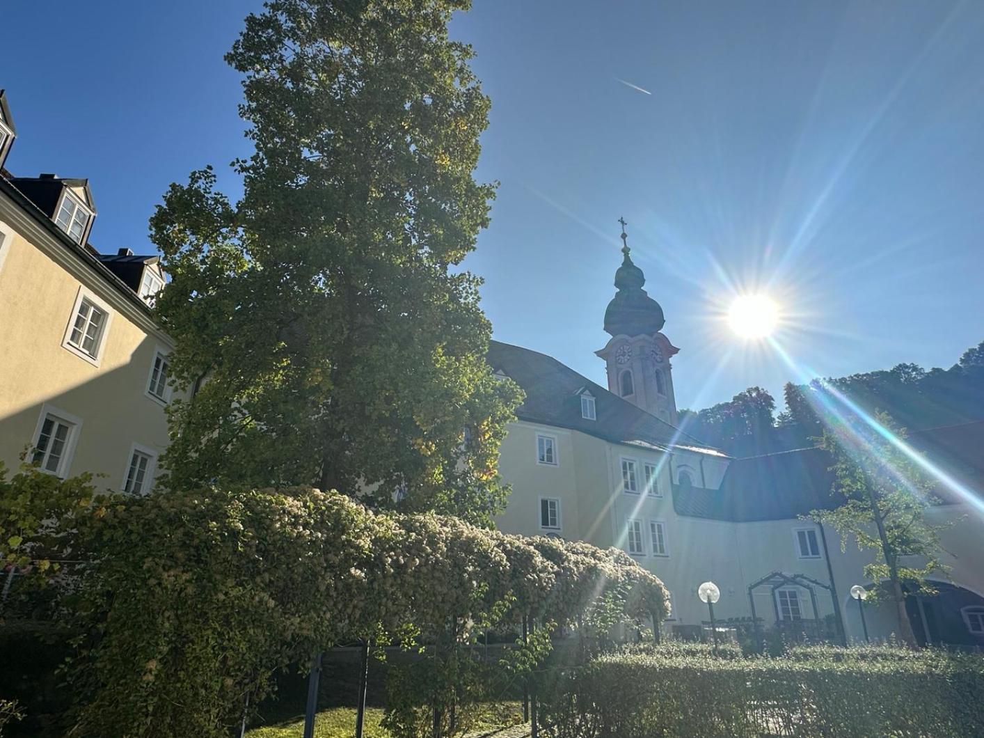 Haus Der Begegnung Heilig Geist Burghausen Exterior foto