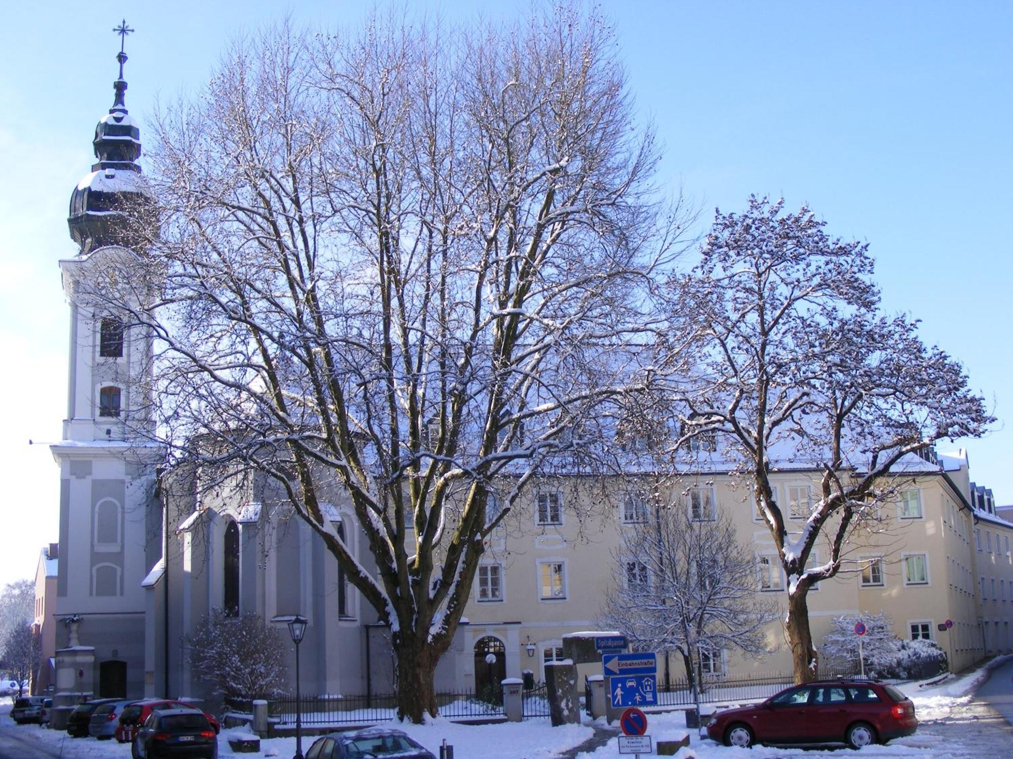 Haus Der Begegnung Heilig Geist Burghausen Exterior foto