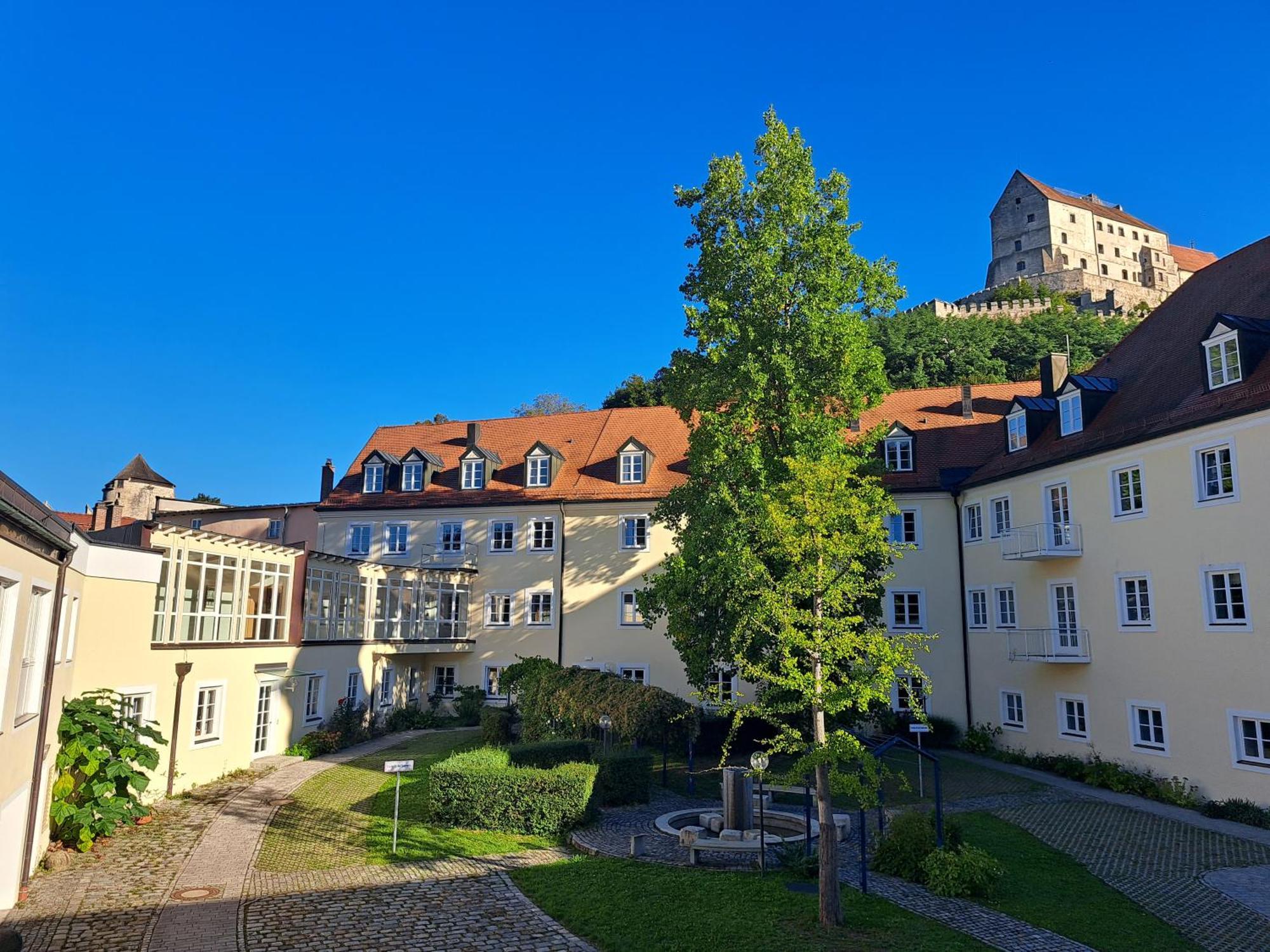 Haus Der Begegnung Heilig Geist Burghausen Exterior foto