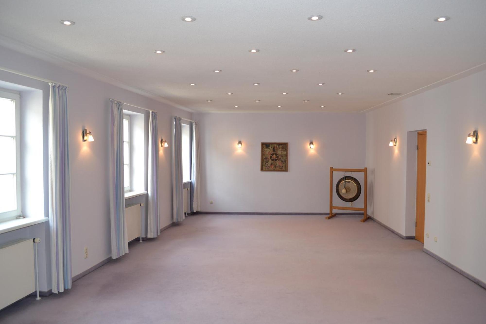 Haus Der Begegnung Heilig Geist Burghausen Exterior foto