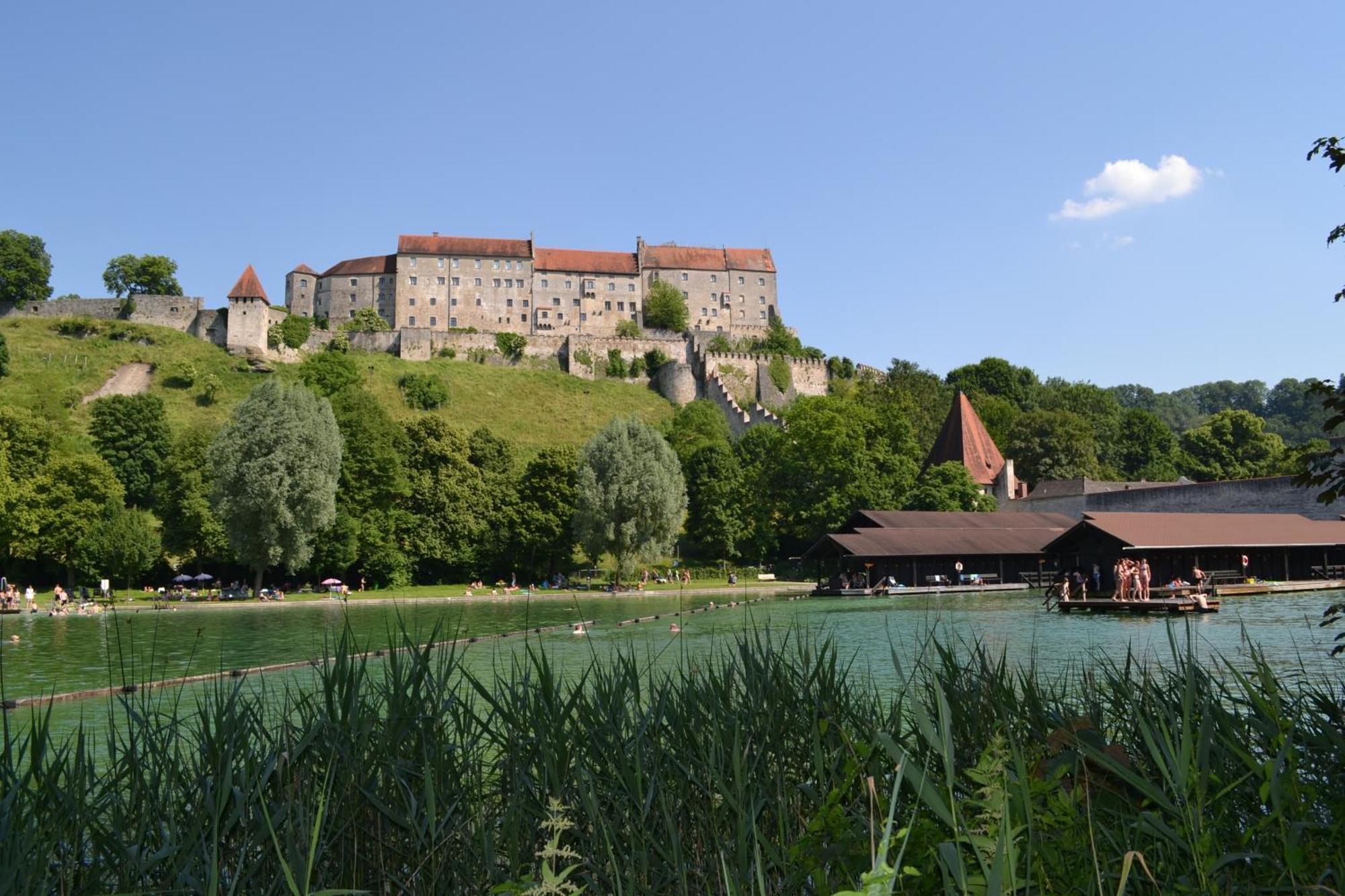 Haus Der Begegnung Heilig Geist Burghausen Exterior foto