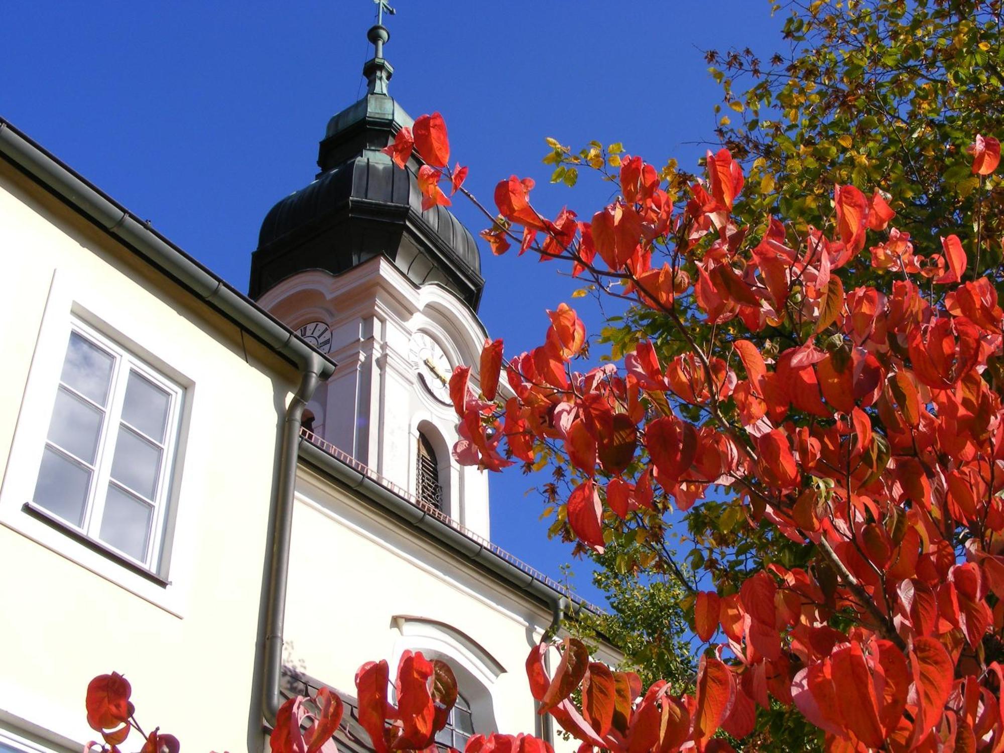 Haus Der Begegnung Heilig Geist Burghausen Exterior foto